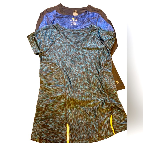 Velocity 2, Danskin 1 Athletic Women's Tops all 3/ONE PRICE! EUC. Size M - Picture 4 of 10